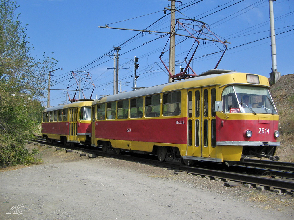 Волгоград, Tatra T3SU (двухдверная) № 2614; Волгоград, Tatra T3SU (двухдверная) № 2613