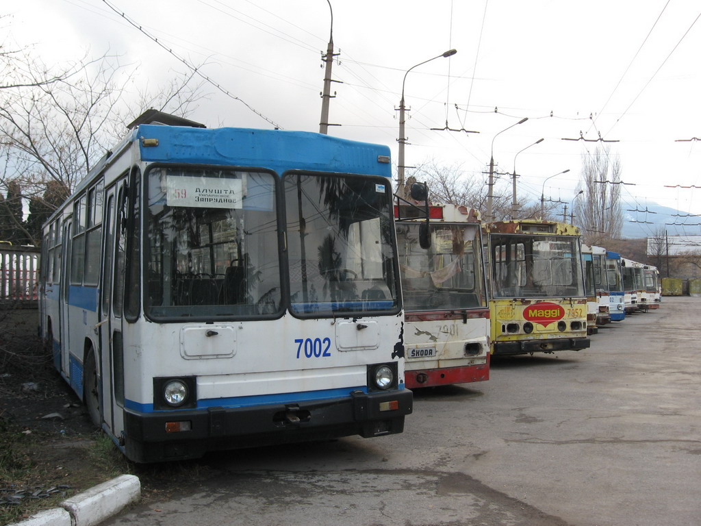 Крымский троллейбус, ЮМЗ Т2.09 № 7002
