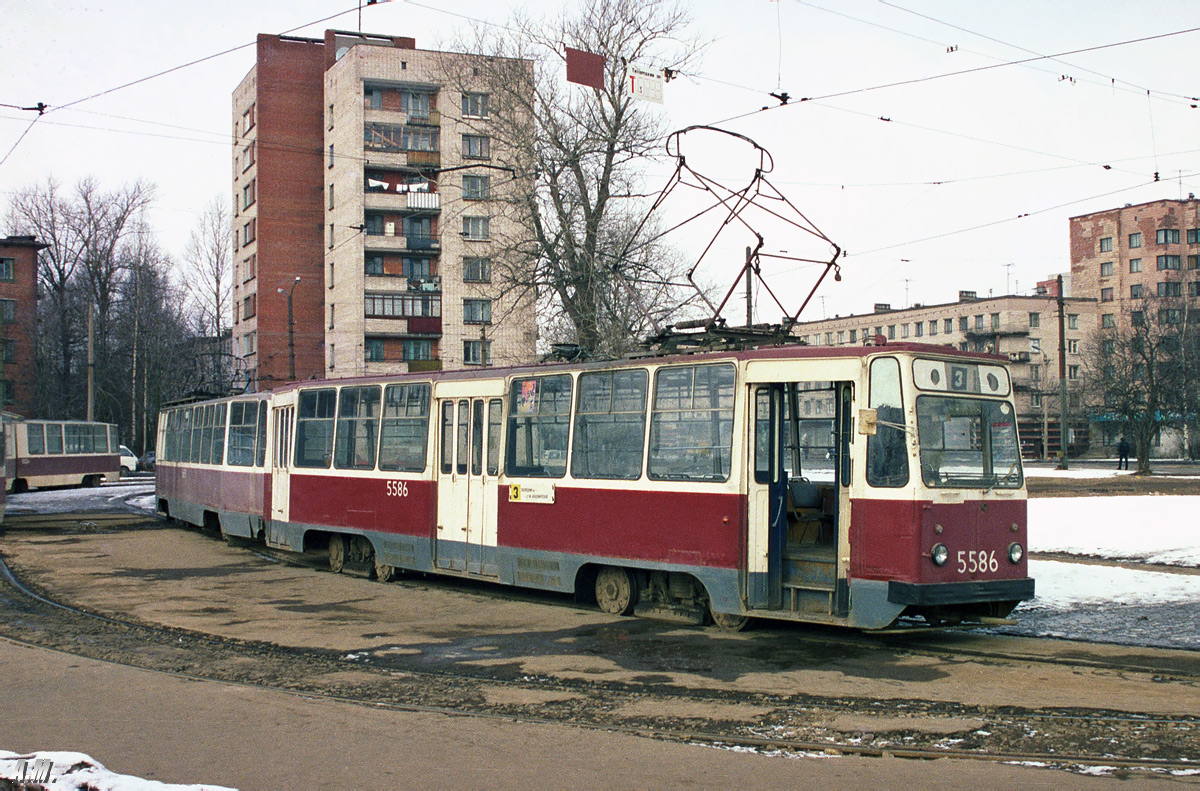 Санкт-Петербург, ЛМ-68М № 5586