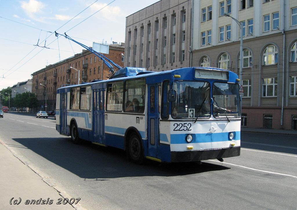 Минск, ЗиУ-682В № 2252 Минск, ЗиУ-682В № 2252