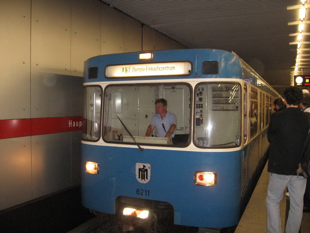 Мюнхен, WMD A2.3 № 6211; Мюнхен — U-Bahn — Линии U1/U2