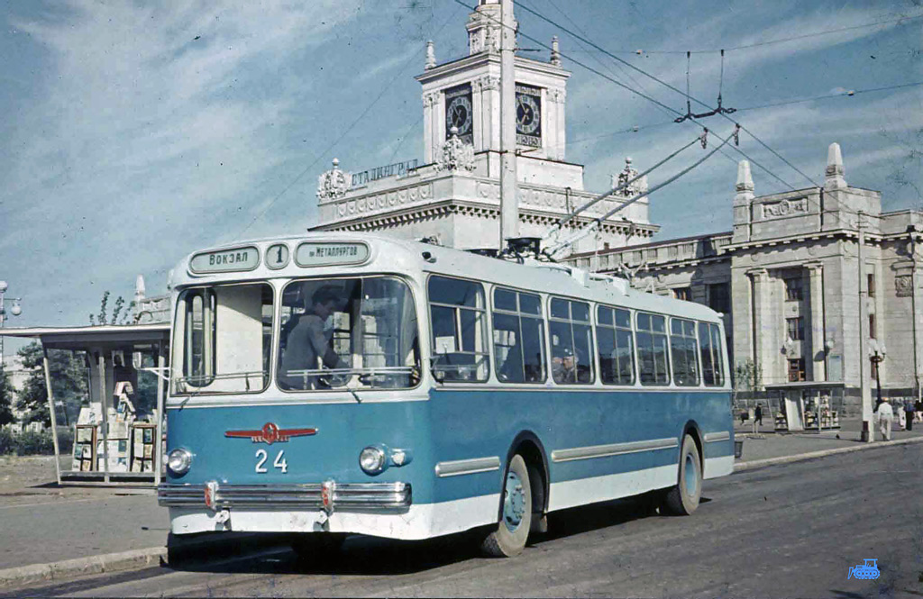 Волгоград, ЗиУ-5 № 24; Волгоград — Старые фотографии — Сталинград Волгоград, ЗиУ-5 № 24; Волгоград — Старые фотографии — Сталинград