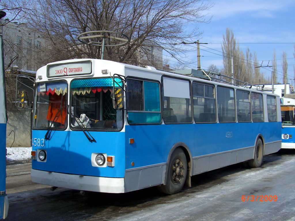 Волгоград, ЗиУ-682Г-012 [Г0А] № 4583; Волгоград — Депо: [4] Троллейбусное депо № 4