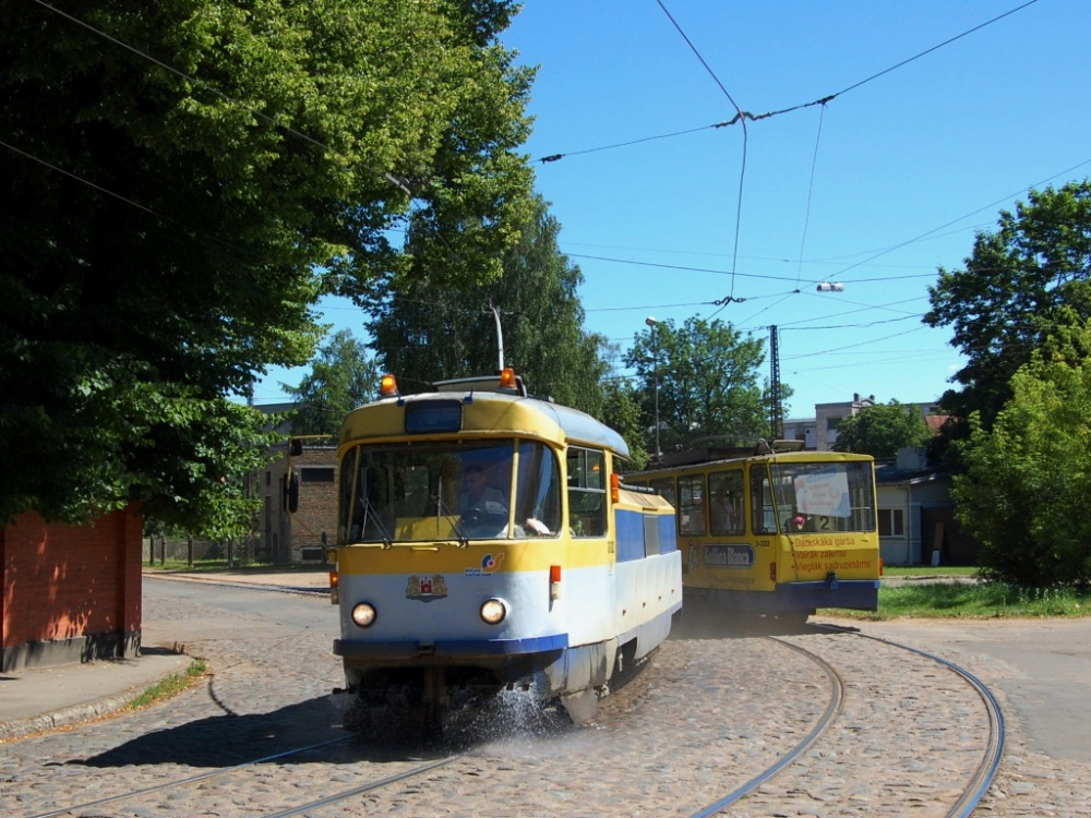 Рига, Tatra T3SU (двухдверная) № 3-302; Рига, Tatra T6B5SU № 3-222