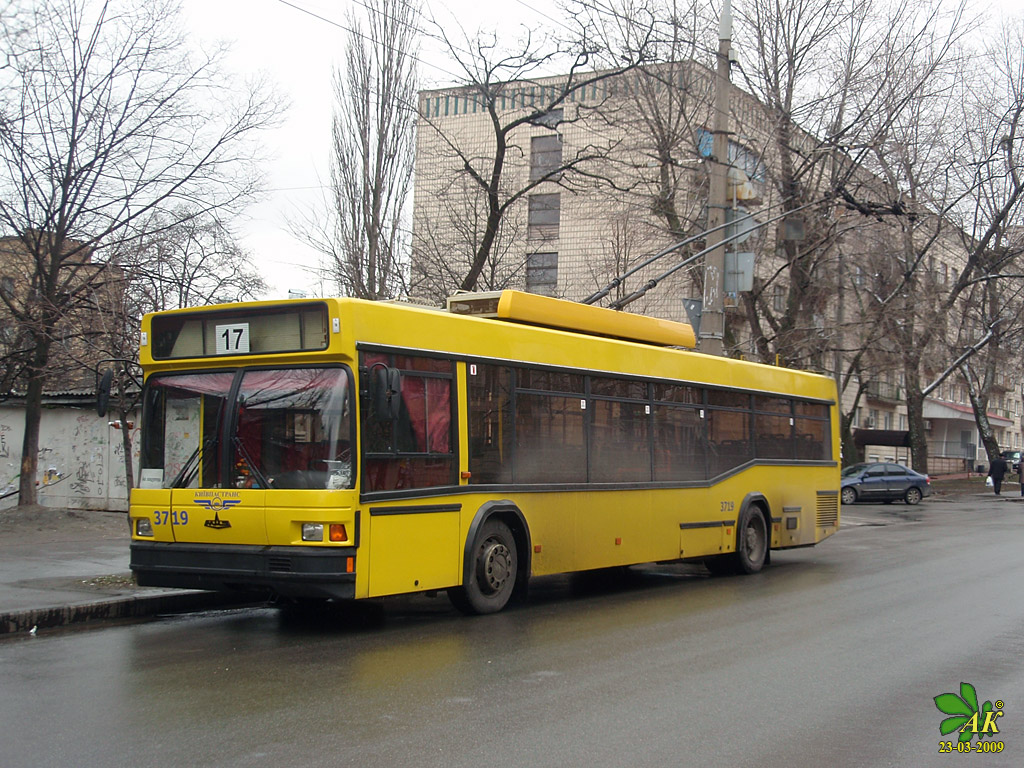 Киев, МАЗ-ЭТОН Т103 № 3719