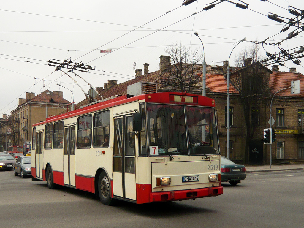 Вильнюс, Škoda 14Tr02/6 № 2519