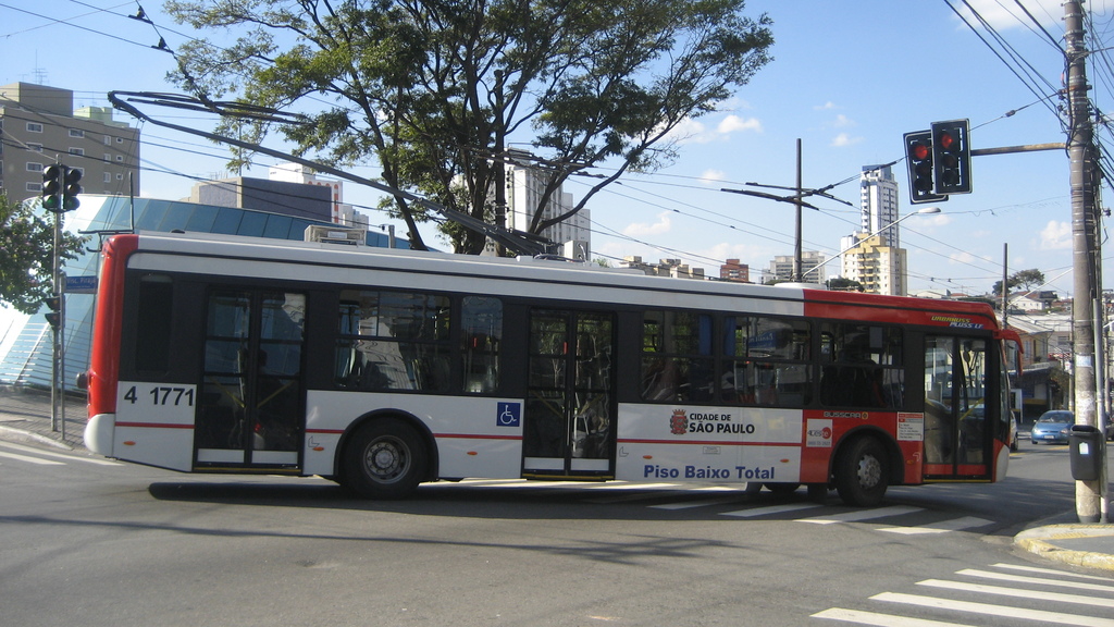 Сан-Паулу, Busscar Urbanuss Pluss LF № 4 1771