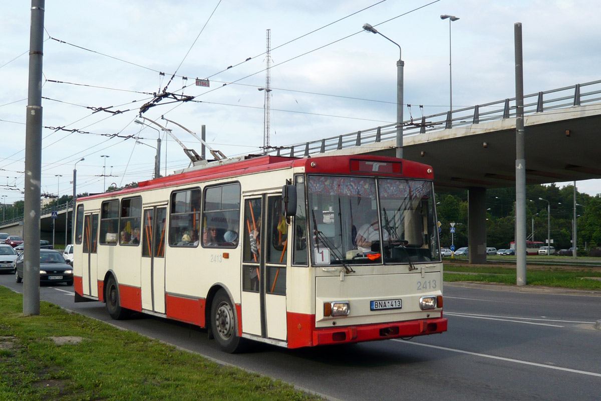 Вильнюс, Škoda 14Tr02 № 2413