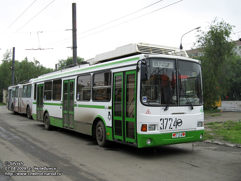 Челябинск, ЛиАЗ-5280 (ВЗТМ) № 3724