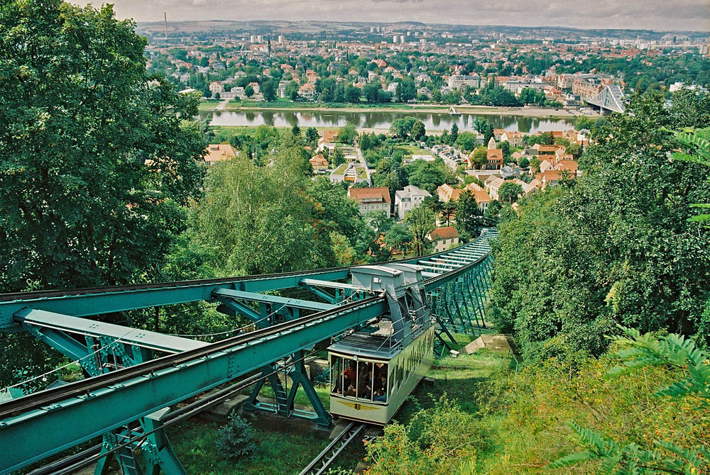 Дрезден — Tрасса и техника Дрезденской подвесной дороги