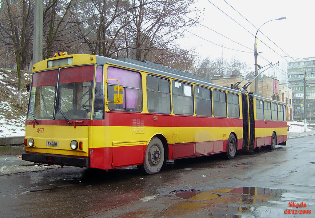 Киев, Škoda 15Tr02/6 № 457