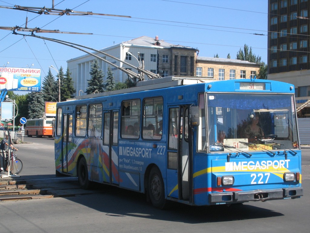 Луганск, Škoda 14Tr07 № 227