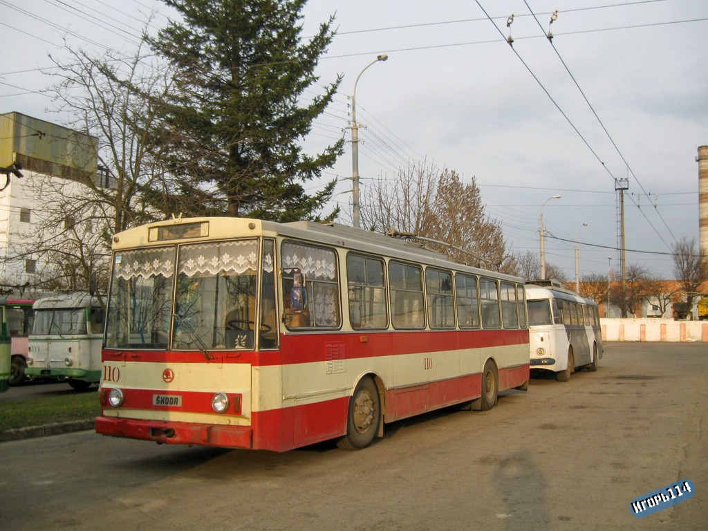 Ровно, Škoda 14Tr89/6 № 110