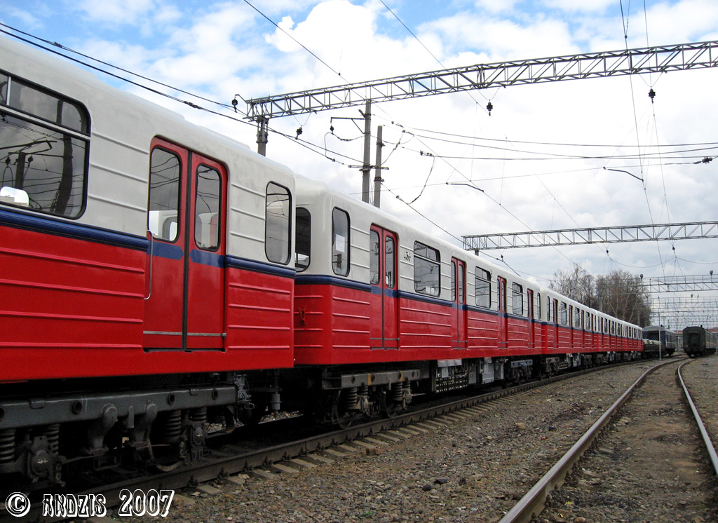 Варшава, 81-714.3М № 436; Мытищи — Новые вагоны