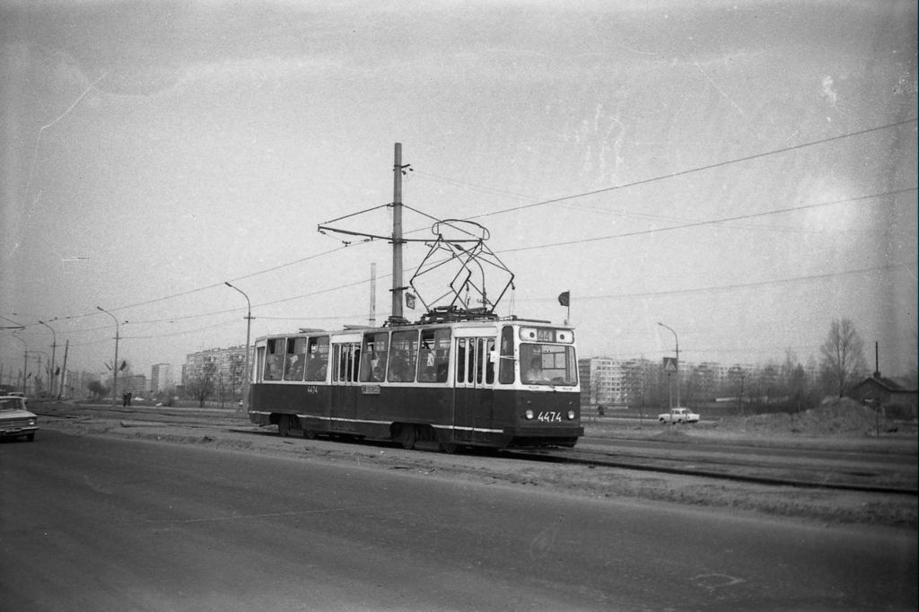 Санкт-Петербург, ЛМ-68М № 4474