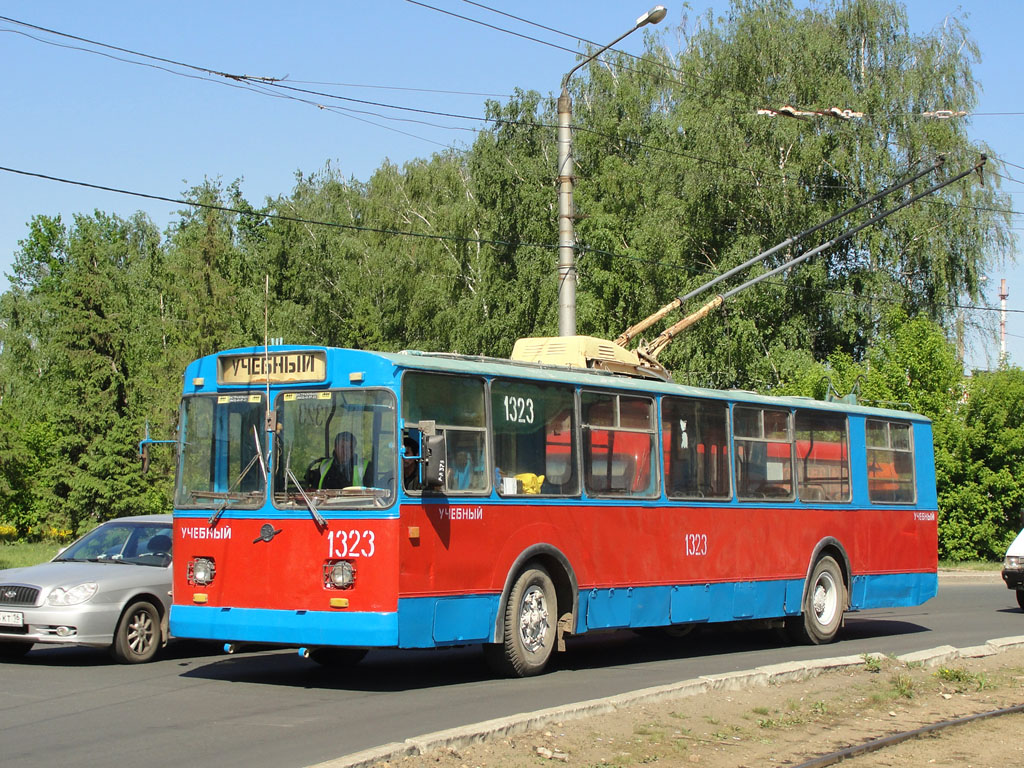Казань, ЗиУ-682В № 1323