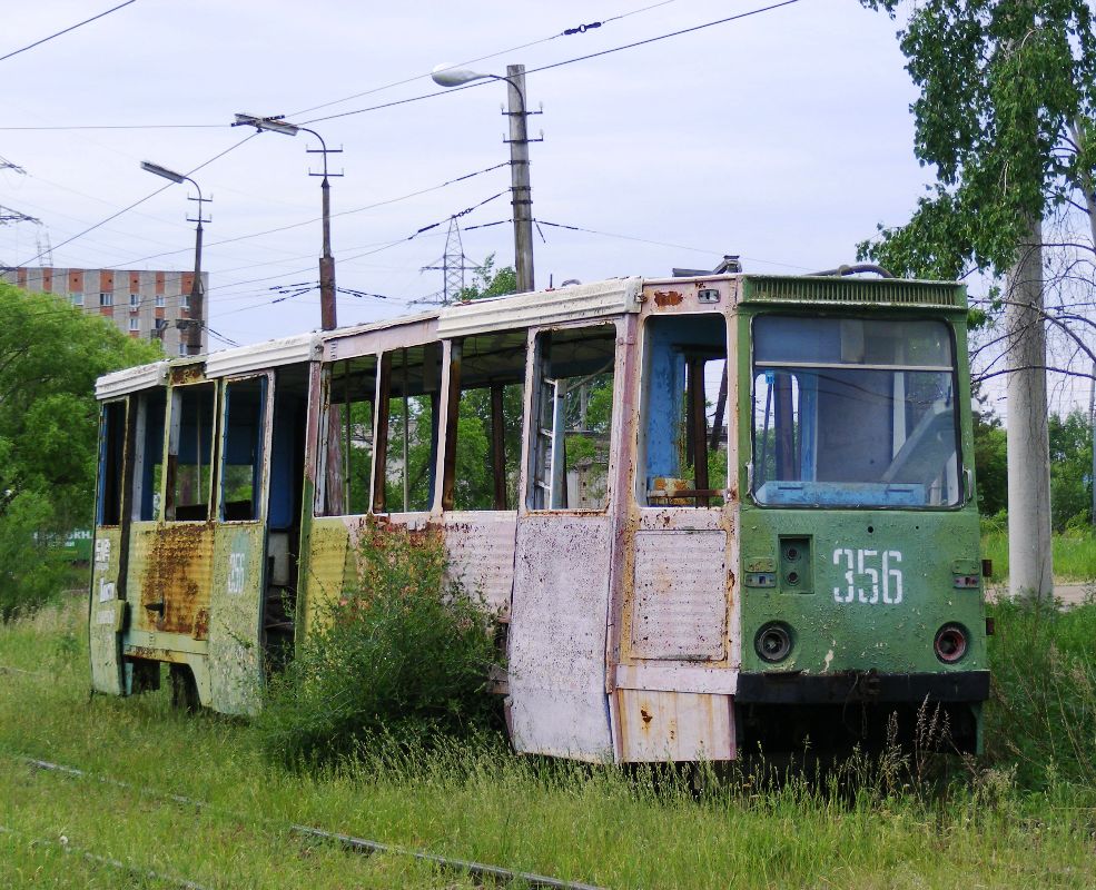 Хабаровск, 71-605 (КТМ-5М3) № 379