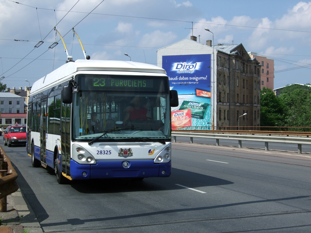 Рига, Škoda 24Tr Irisbus Citelis № 28325 Рига, Škoda 24Tr Irisbus Citelis № 28325