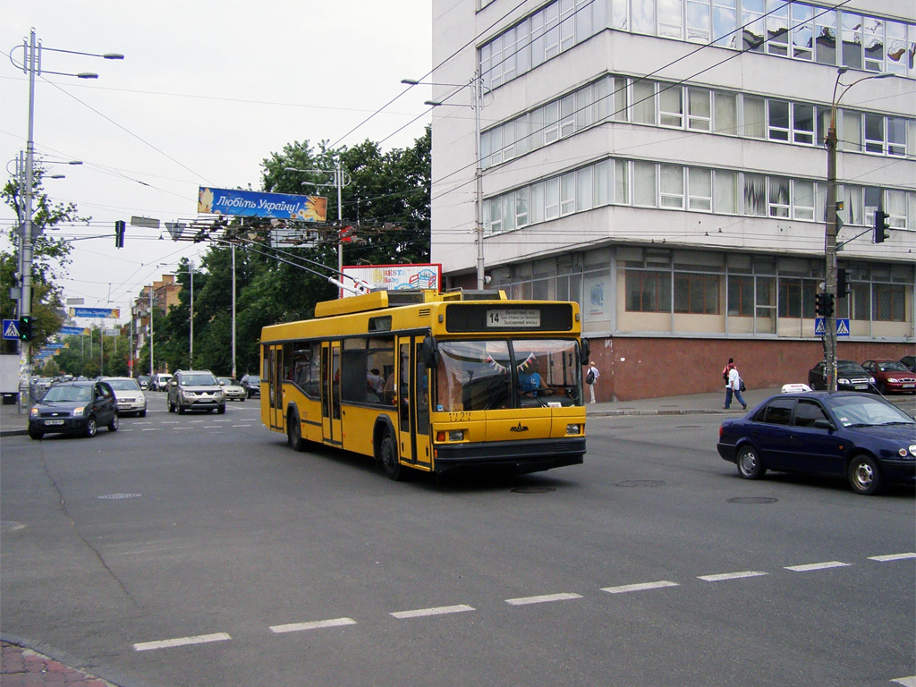 Киев, МАЗ-103Т № 1727