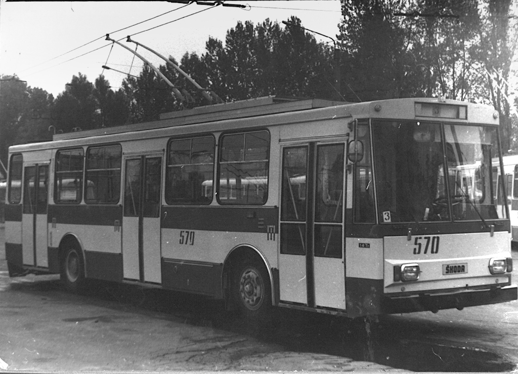 Львов, Škoda 14Tr89/6 № 570