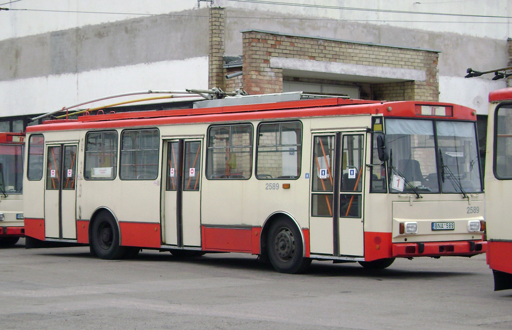 Вильнюс, Škoda 14Tr13/6 № 2589