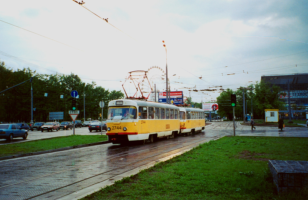 Москва, Tatra T3SU № 2744