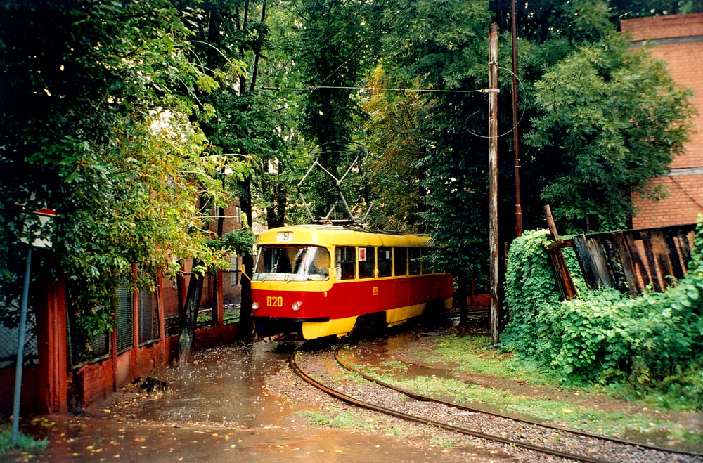 Львов, Tatra T4SU № 820
