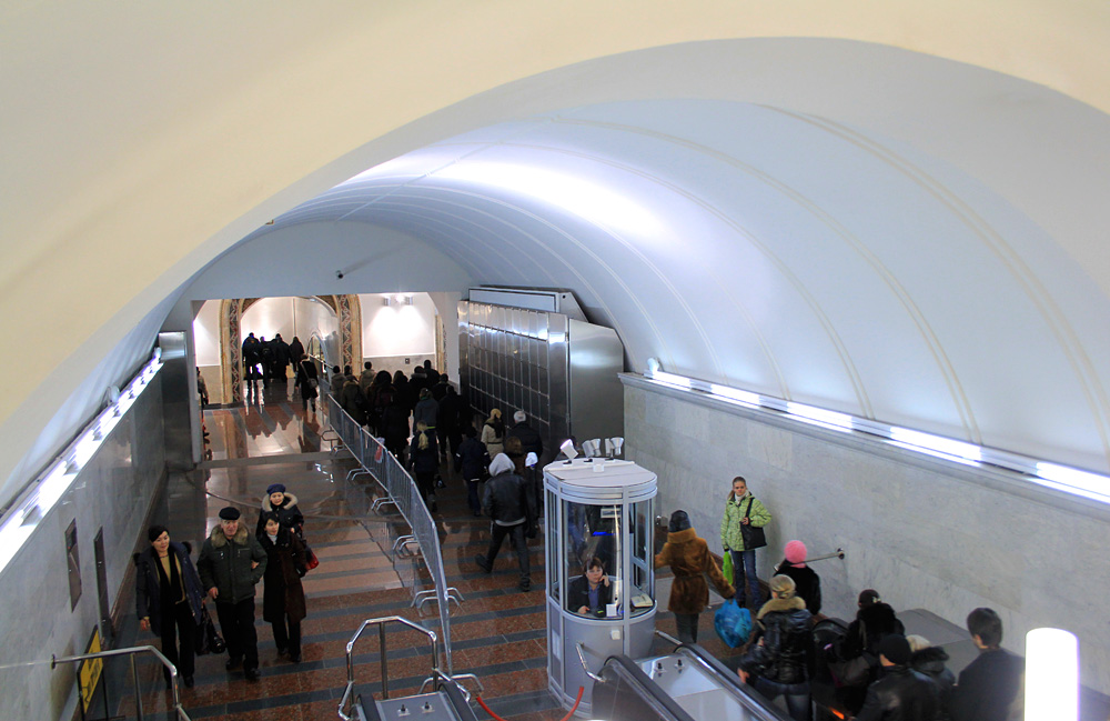 Москва — Метрополитен — Переходы и аванзалы