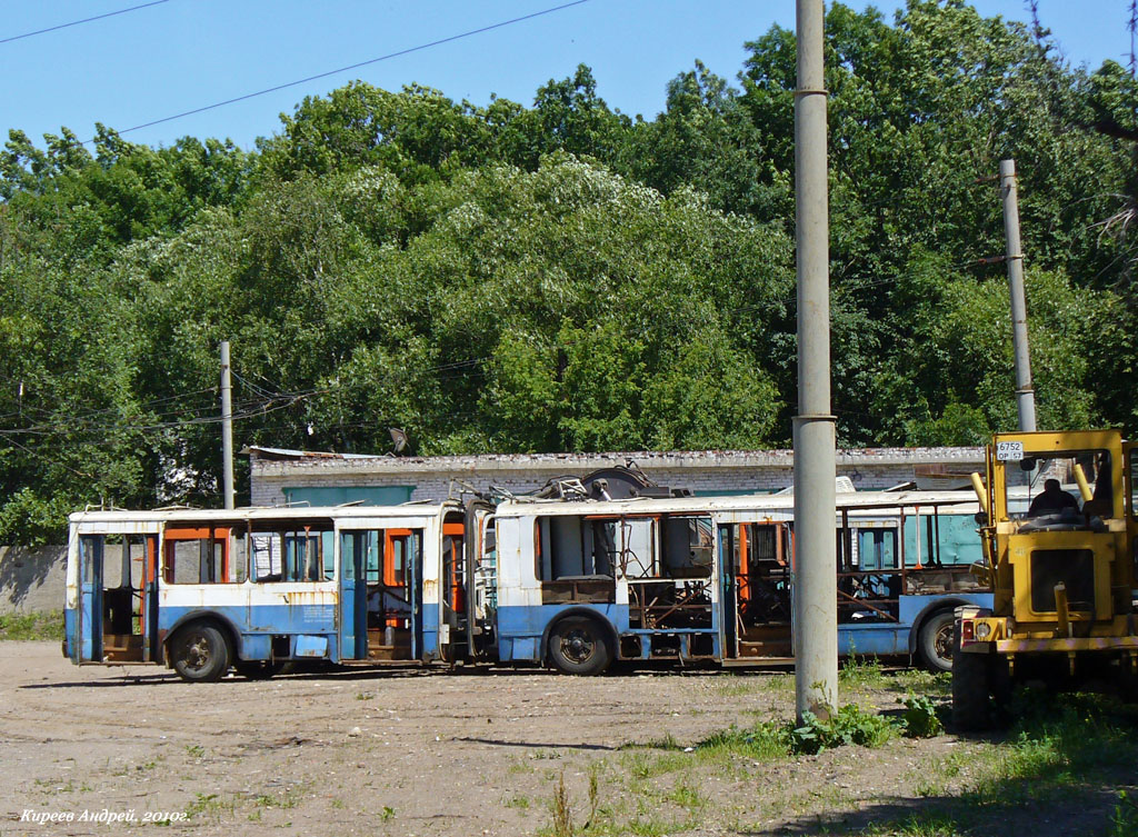 Орёл, ЗиУ-6205 [620500] № 1123; Орёл — Списанные троллейбусы в депо