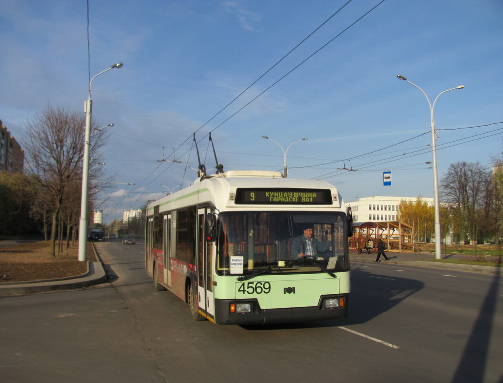 Минск, БКМ 32102 № 4569