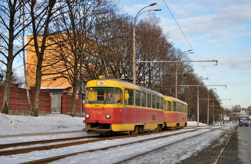 Киев, Tatra T3SU № 5782