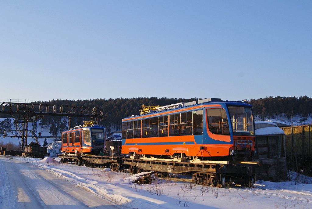 Пермь, 71-623-01 № 508; Пермь, 71-623-01 № 510; Усть-Катав — Новые вагоны