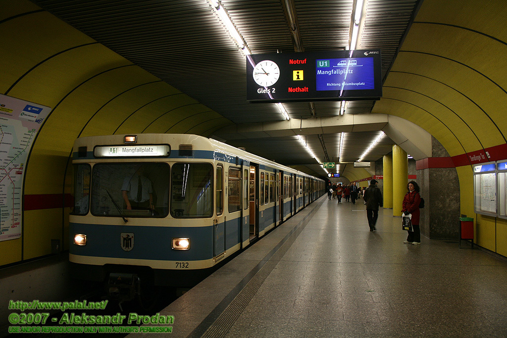 Мюнхен, WMD A2.1 № 7132; Мюнхен — U-Bahn — Линии U1/U2