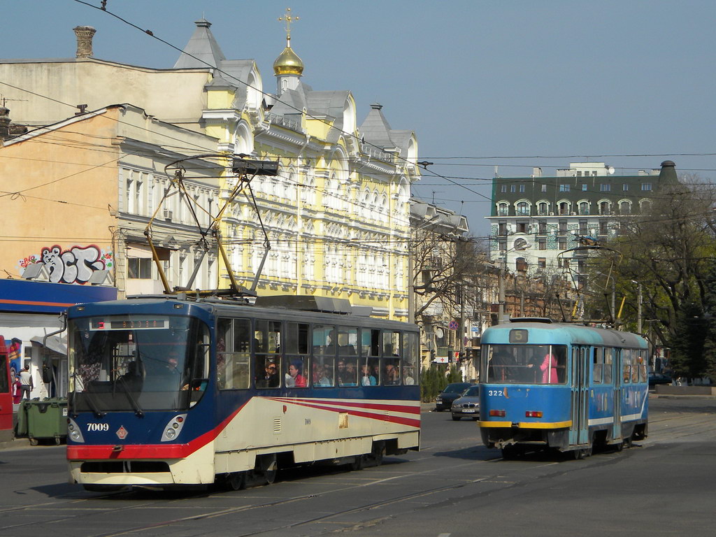 Одесса, К1 № 7009; Одесса, Tatra T3R.P № 3220