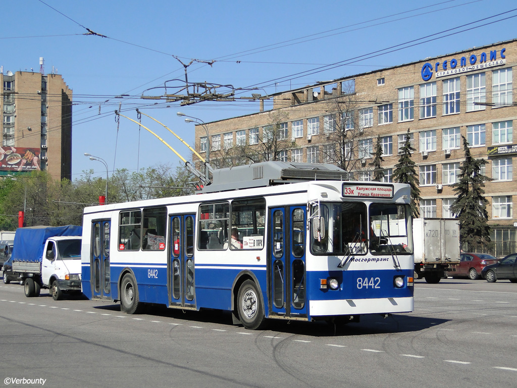 Москва, ЗиУ-682ГМ1 (с широкой передней дверью) № 8442