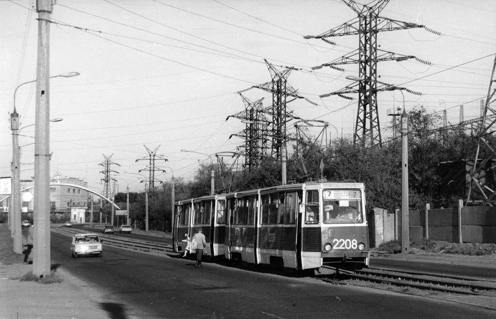 Магнитогорск, 71-605 (КТМ-5М3) № 2208 Магнитогорск, 71-605 (КТМ-5М3) № 2208