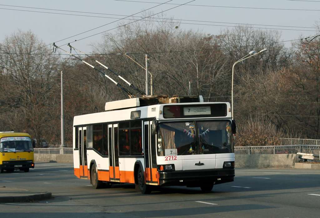 Киев, МАЗ-103Т № 2712