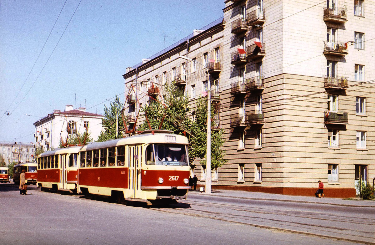 Волгоград, Tatra T3SU (двухдверная) № 2617; Волгоград, Tatra T3SU (двухдверная) № 2527