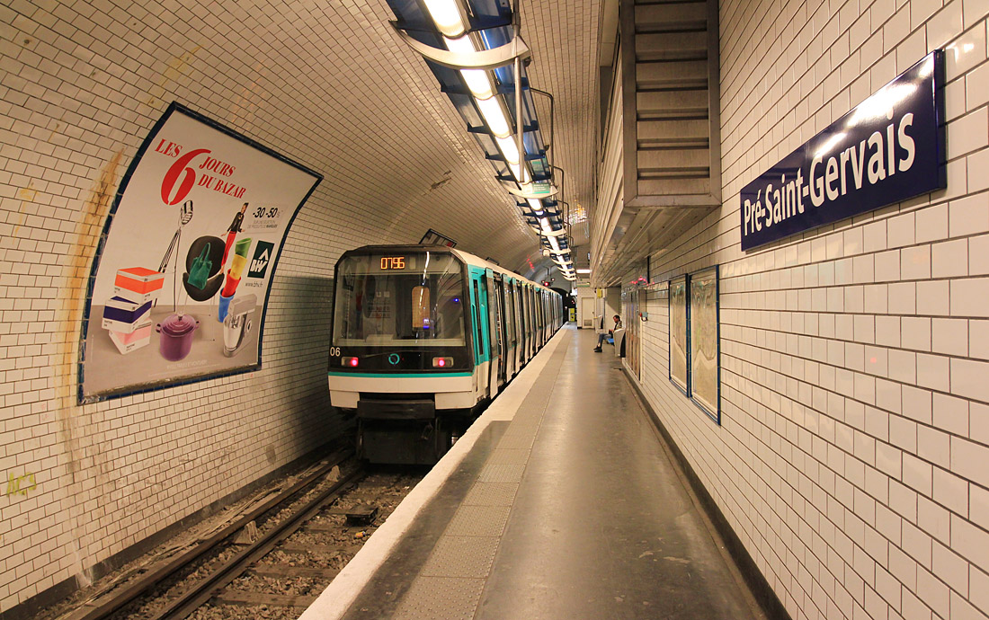 Большой Париж -  Версаль -  Ивелин, Alstom MF 88 № 06