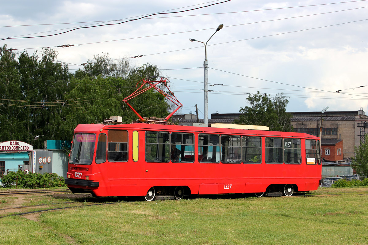 Казань, 71-134К (ЛМ-99К) № 1327