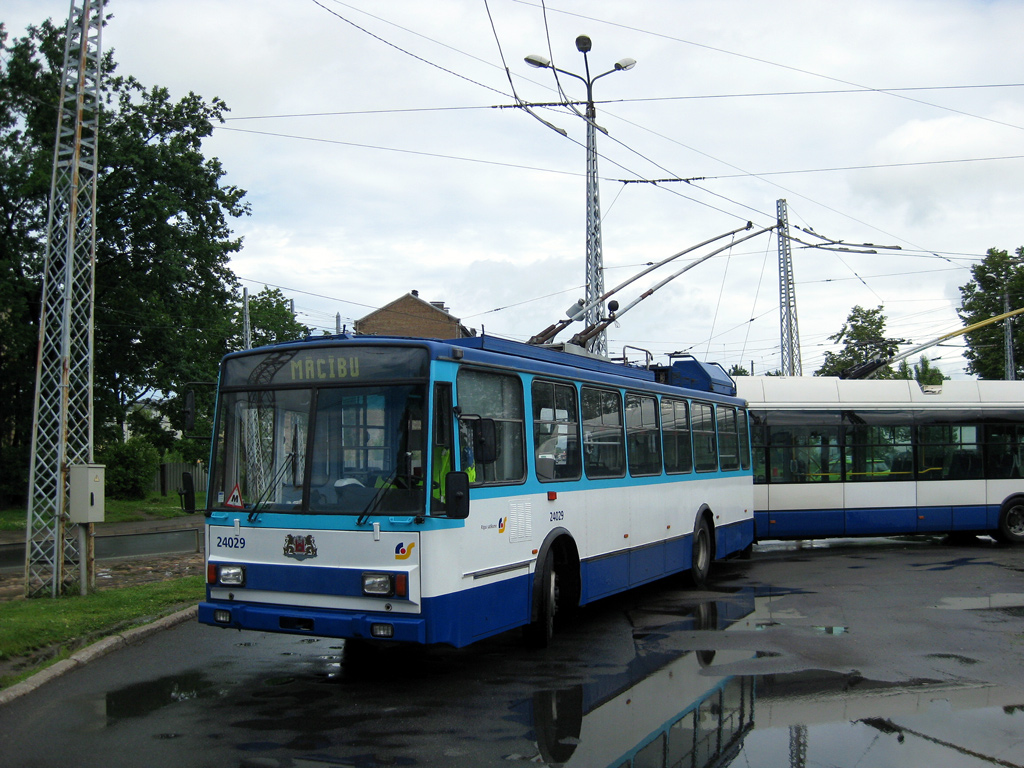 Рига, Škoda 14Tr18/6M № 24029