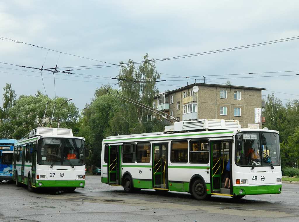 Рыбинск, ЛиАЗ-5280 № 27; Рыбинск, ЛиАЗ-5280 № 49