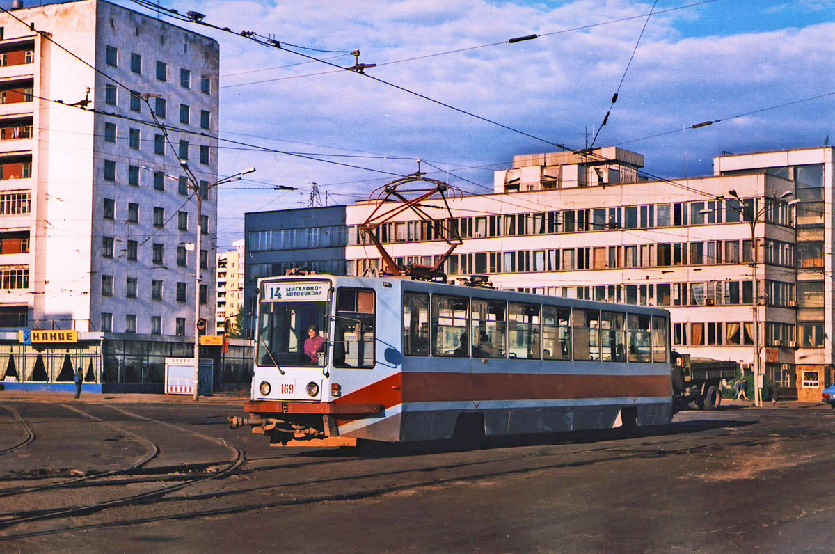 Тверь, 71-608К № 169; Тверь — Тверской трамвай в 1990-е гг.