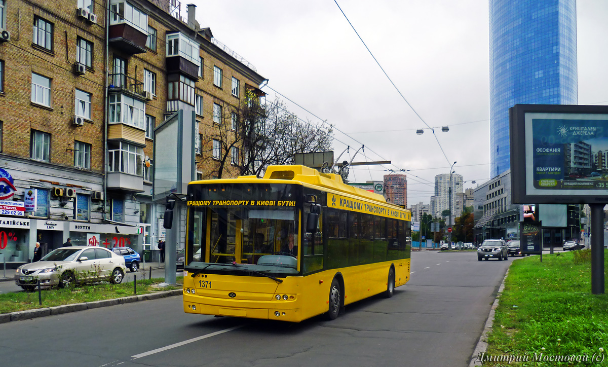 Киев, Богдан Т70110 № 1371