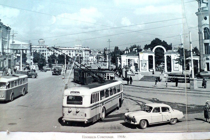 Крымский троллейбус, Škoda 8Tr8 № 110; Крымский троллейбус — Исторические фотографии (1959 — 2000)
