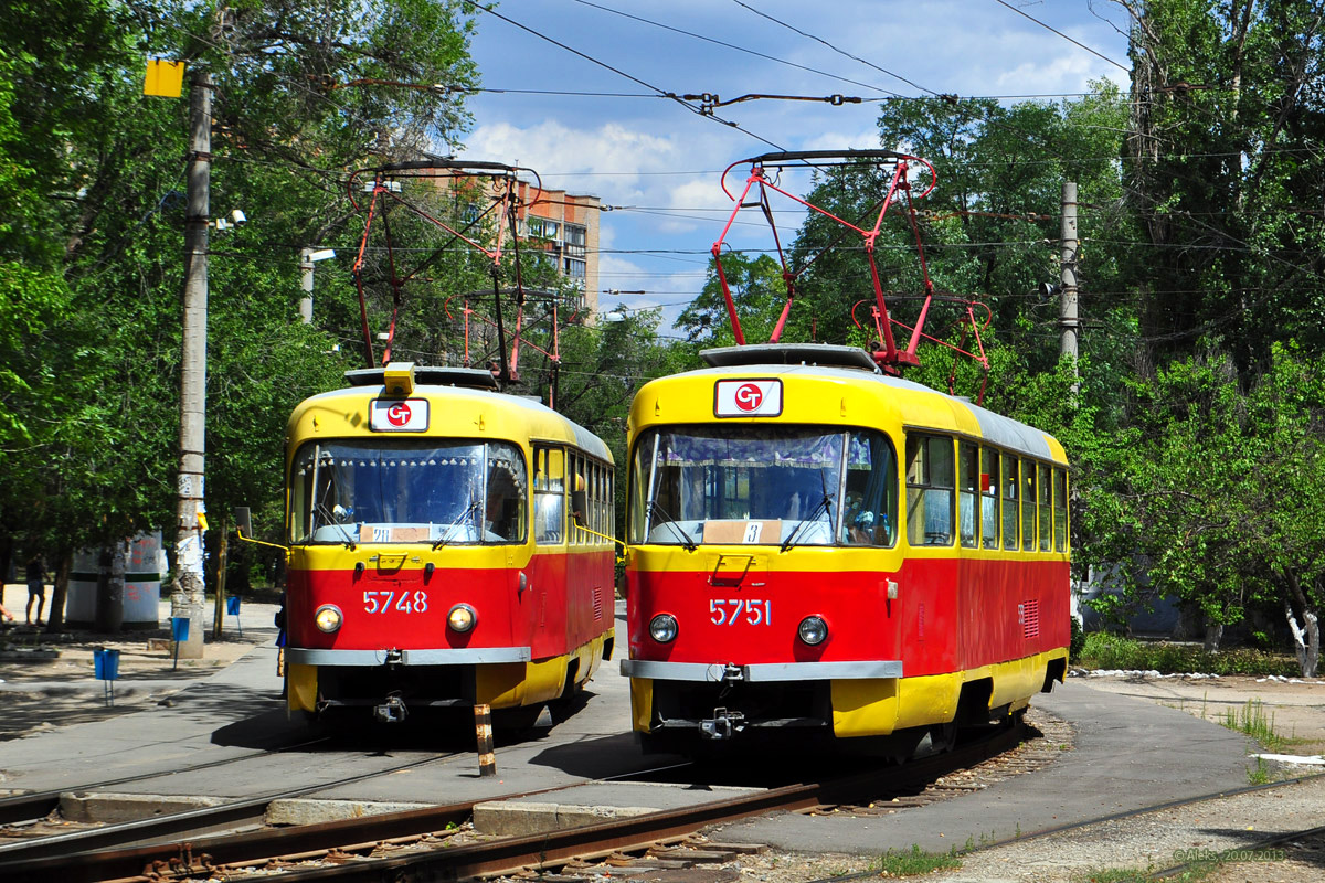 Волгоград, Tatra T3SU № 5748; Волгоград, Tatra T3SU № 5751