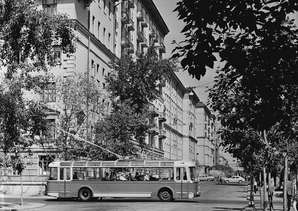 Москва — Исторические фотографии — Трамвай и Троллейбус (1946-1991); Москва — Троллейбусы без номеров
