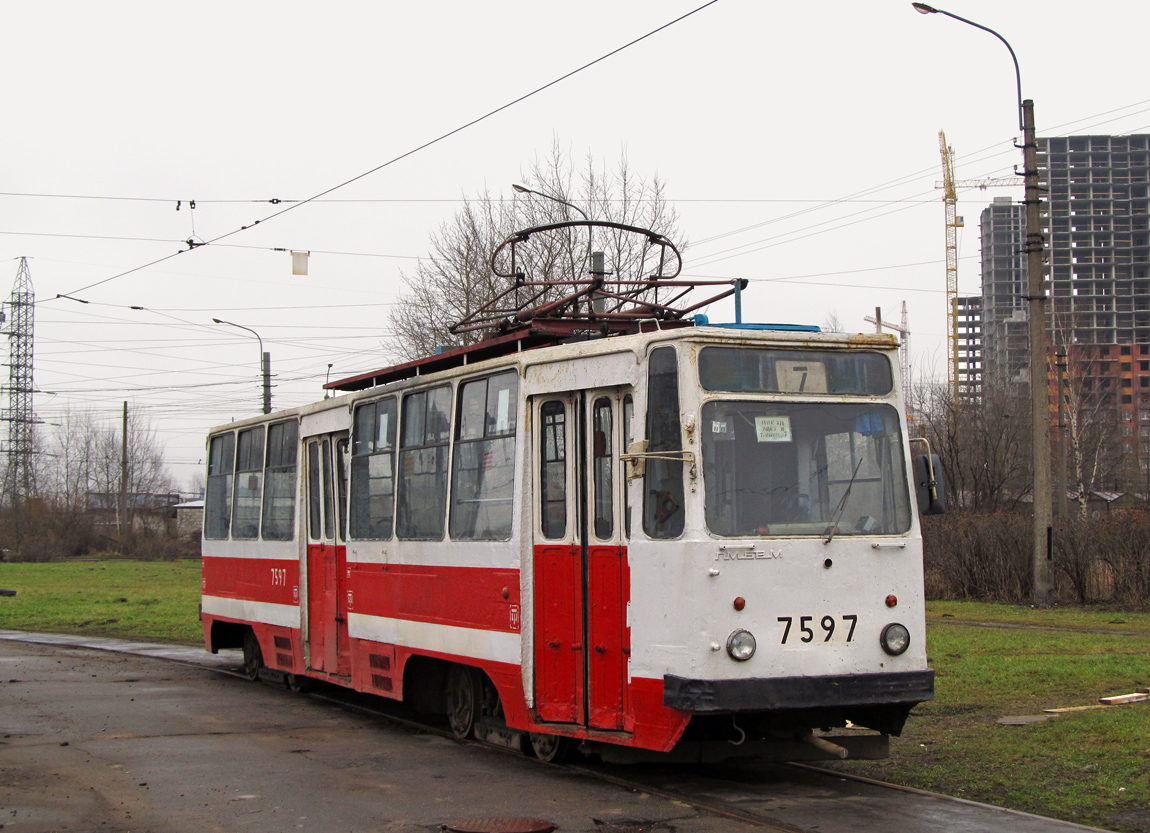 Санкт-Петербург, ЛМ-68М № 7597