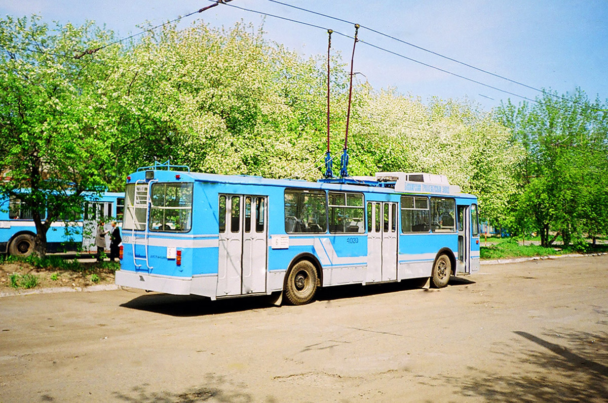 Барнаул, БТЗ-52011 № 4020
