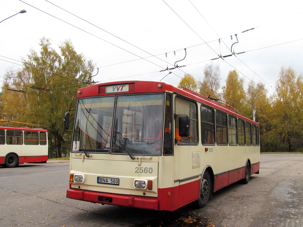 Вильнюс, Škoda 14Tr11/6 № 2560